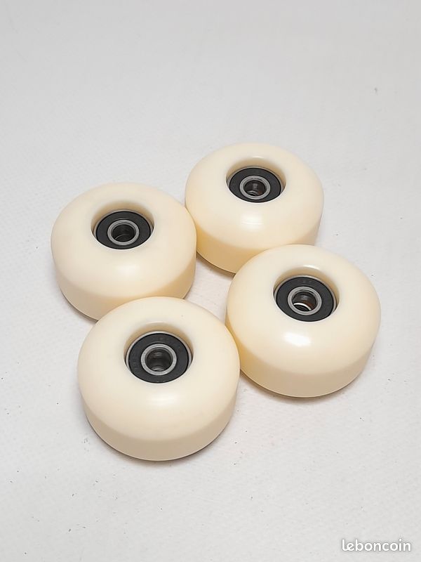 Bronson Speed Co. G3 Pedro Delfino Pro Roulements Skateboard (Par 8