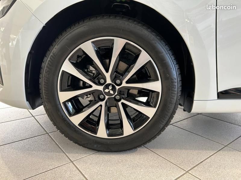Mitsubishi Colt 1.0 MPI-T 91ch Invite+ 2026 (image 16)
