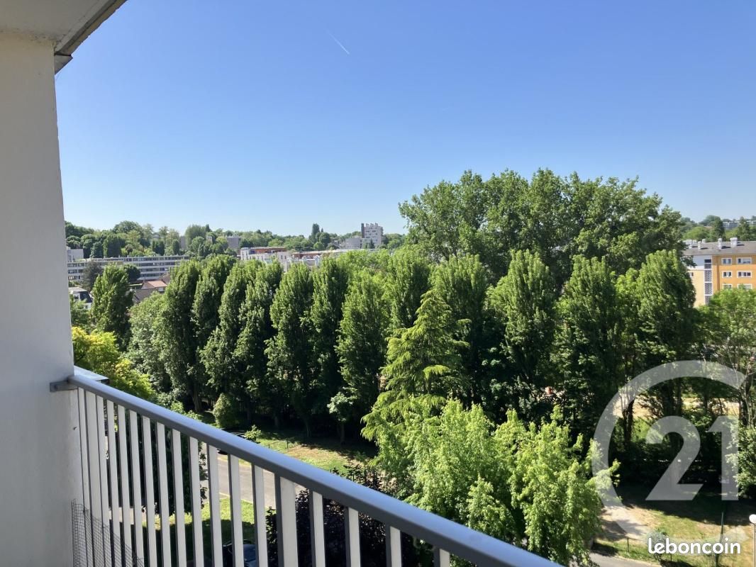 Appartement 4 pièces 79 m² · à Savigny-sur-Orge · 79 m² · 153 900 €