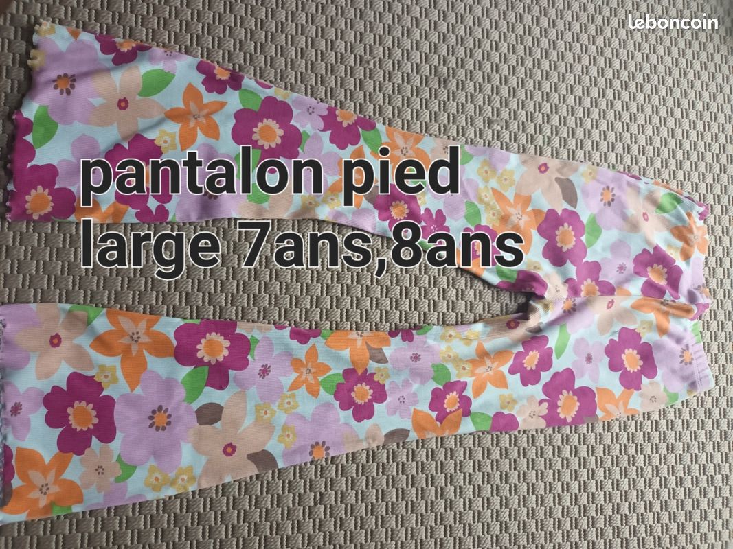 Vetement lot pour enfants 3ans à 7ans il yen n'a beaucoup plus si vous voulez voir les lot contacter moi (image 3)