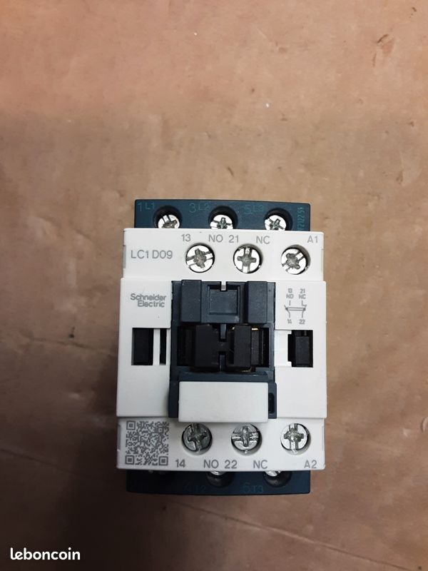 Contacteur Schneider LC1D09E7 - Neuf (peut Présenter De Légers Défauts D'usine)
