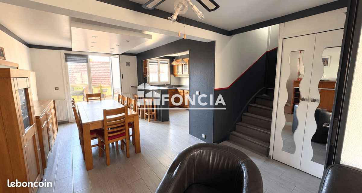 Maison 6 pièces 107 m² · à Roissy-en-France · 107 m² · 341 000 €