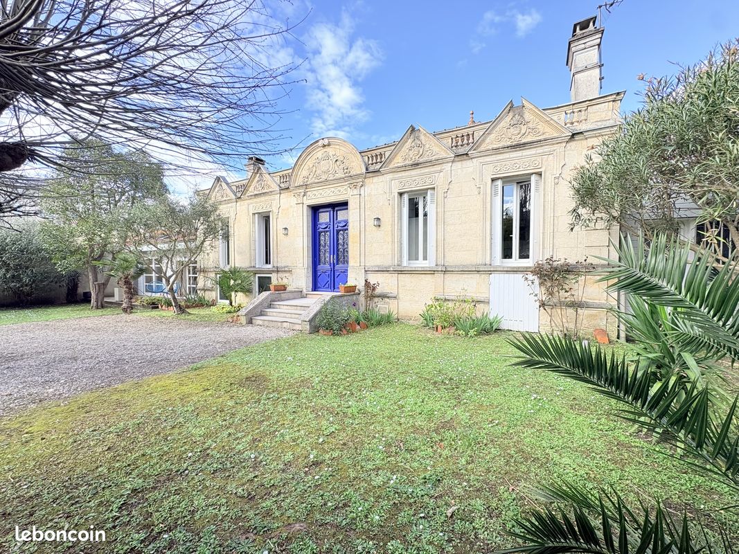 Maison 6 pièces 197 m²