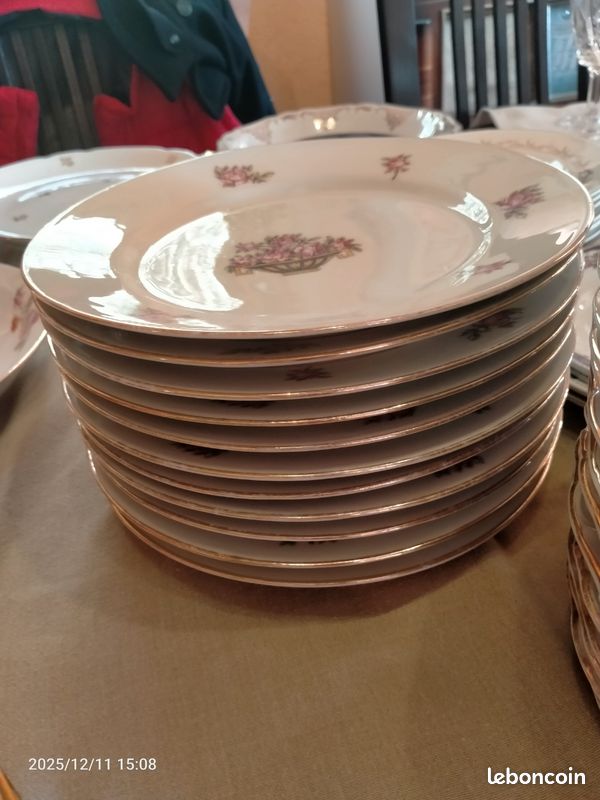 Assiettes anciennes (image 4)