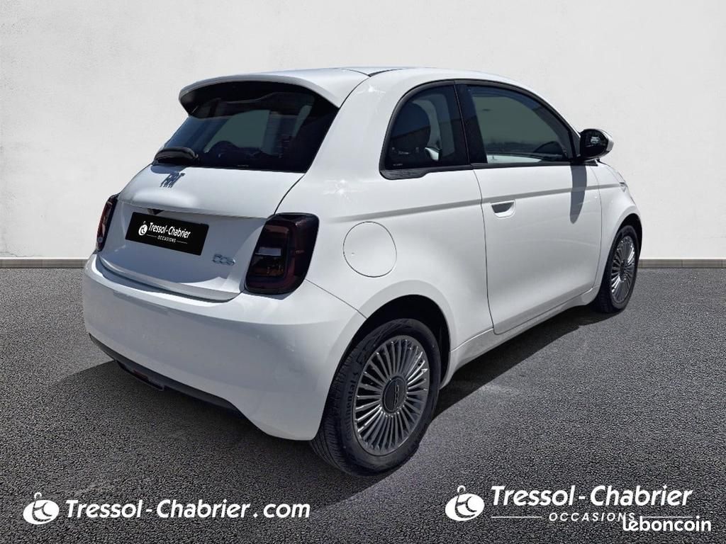Fiat 500 500e Berline e 118 ch Icône (image 2)