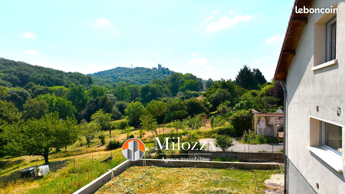 Maison 6 pièces 142 m² · à Saint-Quentin-Fallavier · 142 m² · 460 000 €