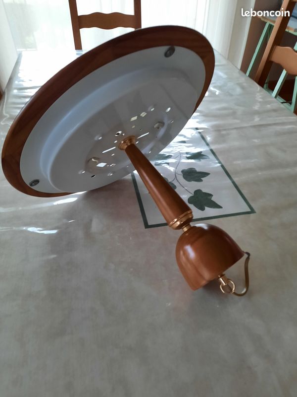 Luminaire suspension (image 2)