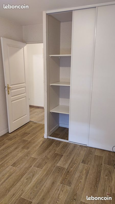 Parking 58 m² · à Poitiers · 58 m² · 770 €/mois