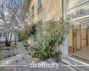 Maison 776 250 € - 192 m²