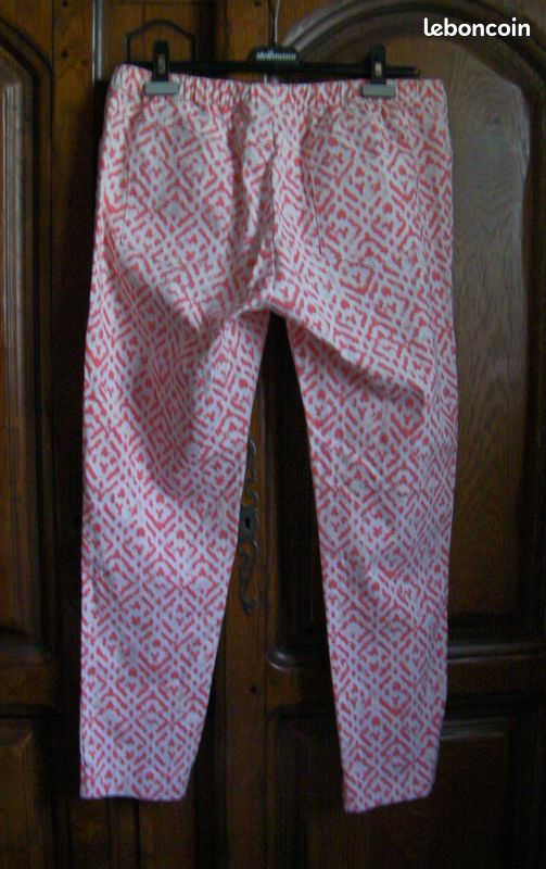Pantalon moucheté marque KIABI - Taille 42/44 (image 3)