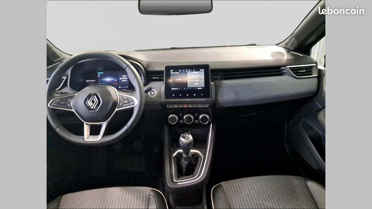 Renault Clio V TCe 90 Techno (image 15)