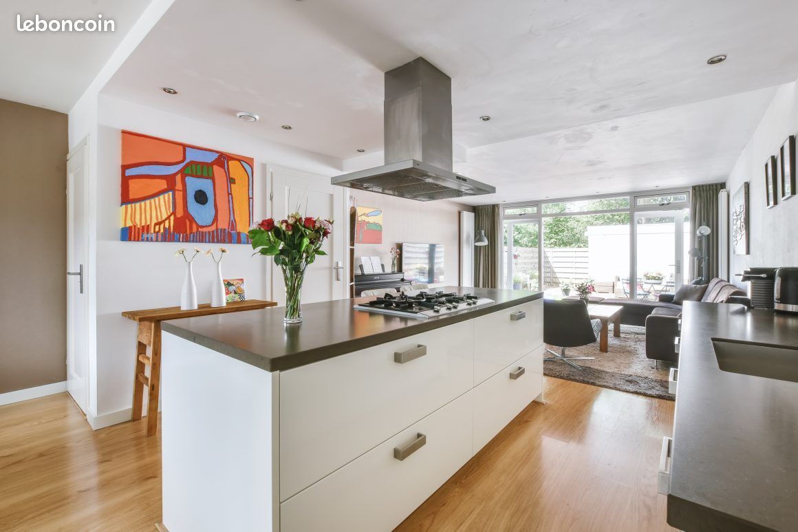Maison 4 pièces 93 m² · à Parent · 93 m² · 950 €