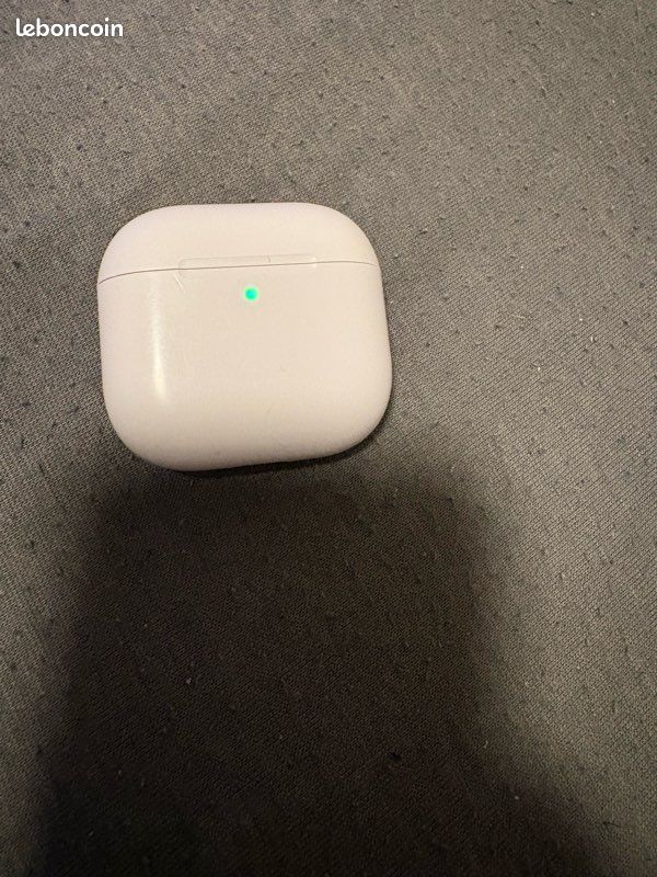 AirPods 4ème Génération (type Pro) - Occasion En état De Fonctionnement - Livraison Incluse