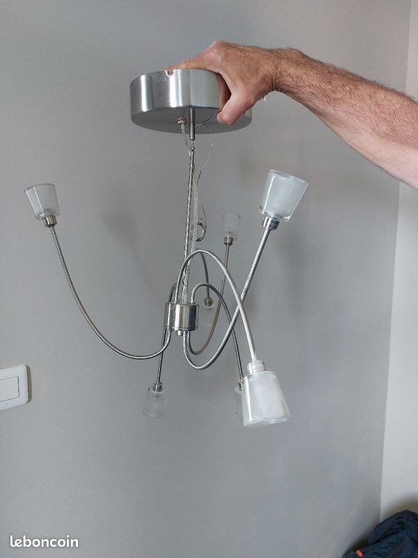 Lustre (image 1)