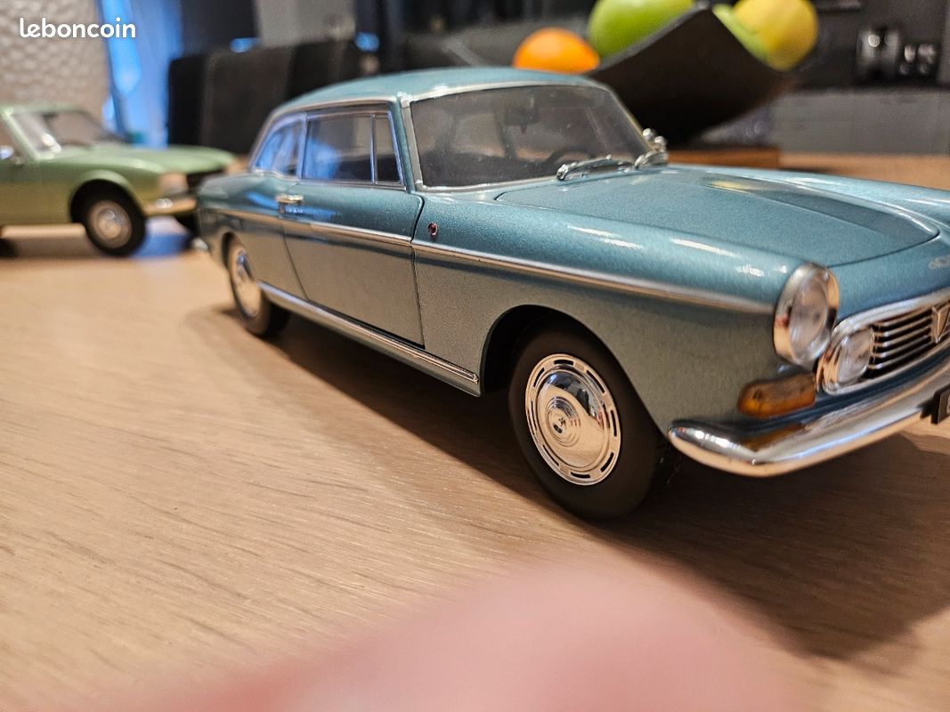 Peugeot 404 Coupé 1967 Norev 1/18° – Les Miniatures