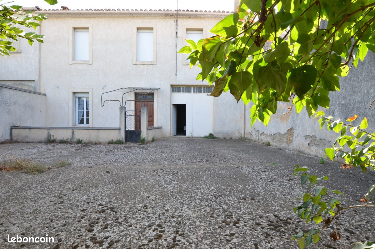 Maison 5 pièces 220 m² · à Vauvert · 220 m² · 370 000 €