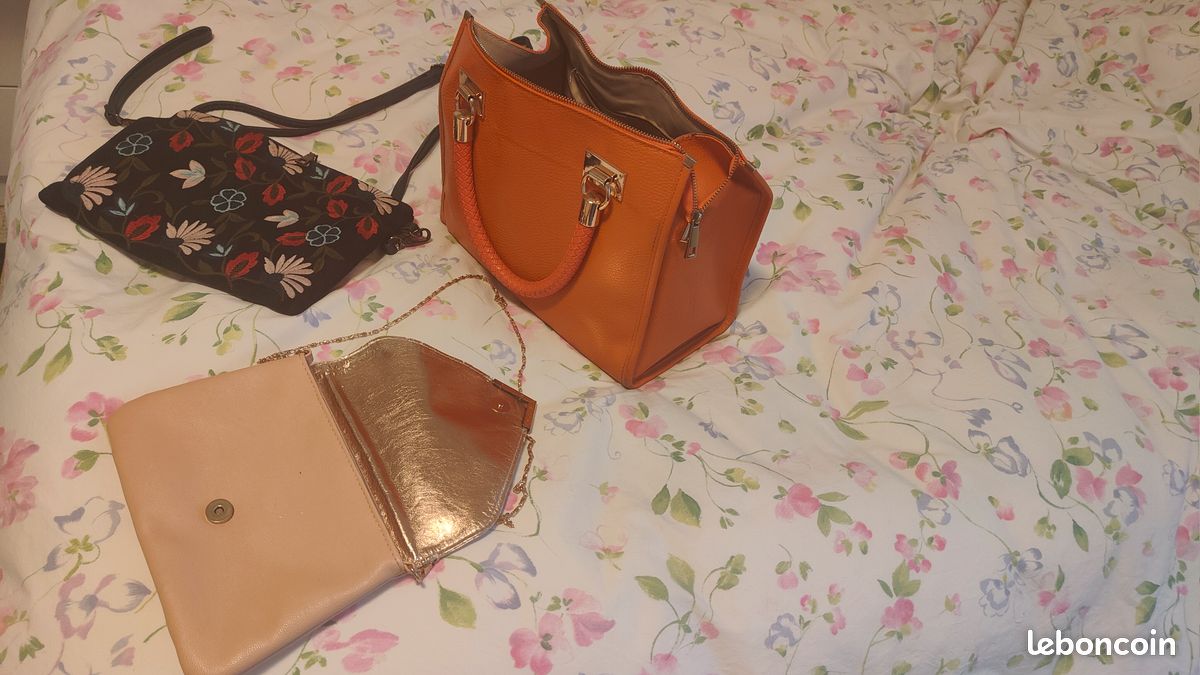 Lot de sac TBE (un 100% cuir vachette) (image 3)