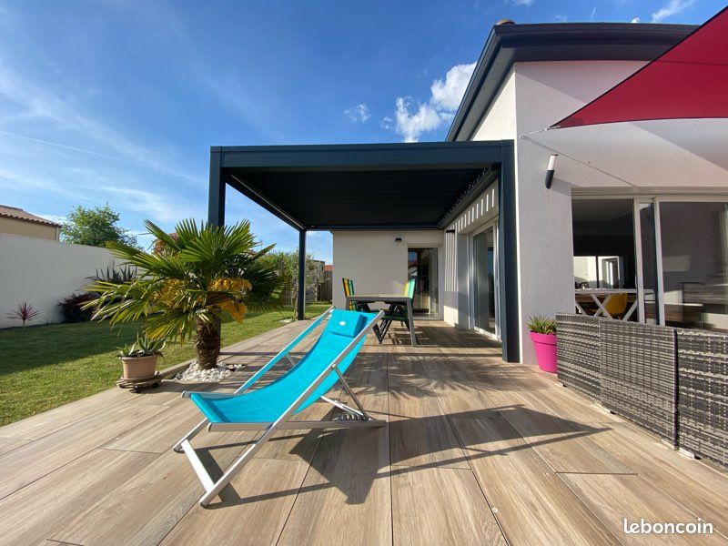 Maison 5 pièces 100 m² · à Les Achards · 100 m² · 1 300 €/mois