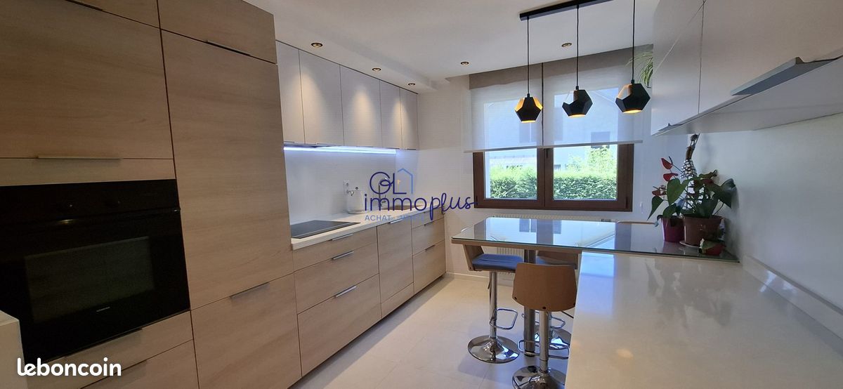Appartement 5 pièces 98 m² · à Albertville · 98 m² · 260 000 €