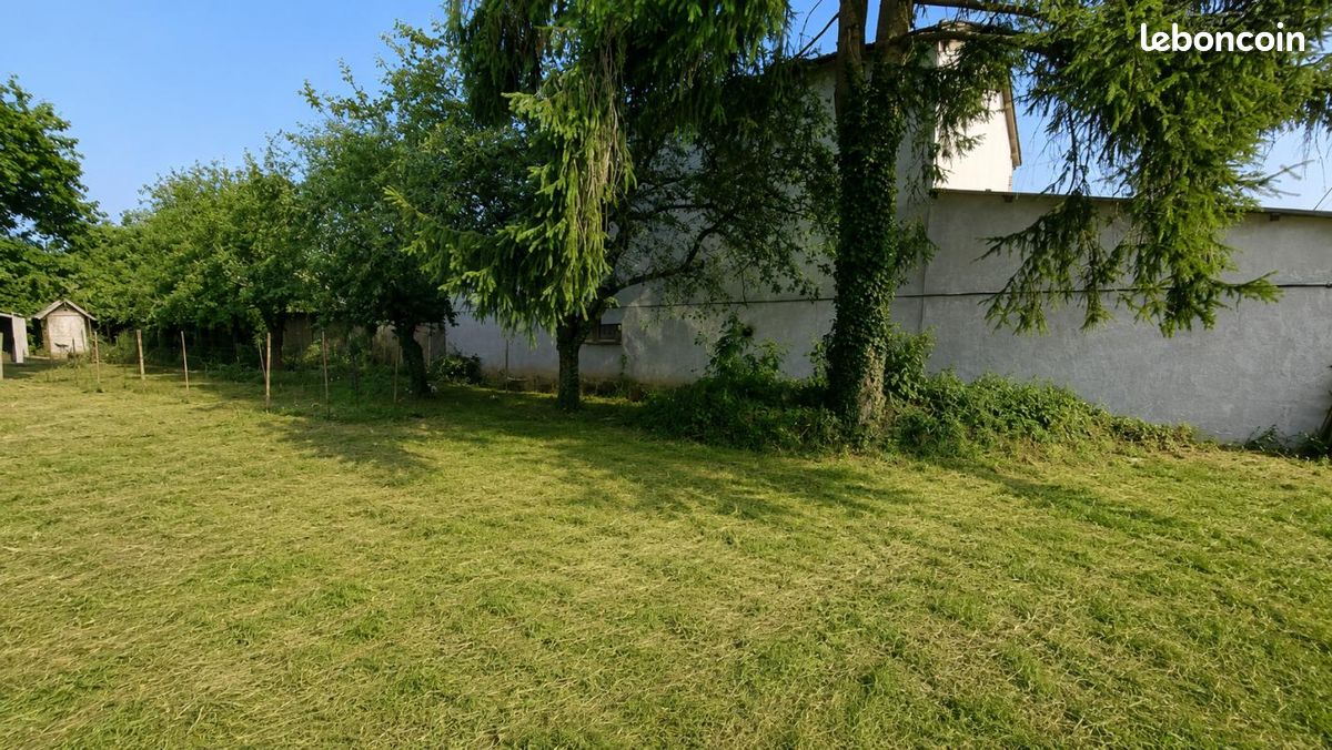 Terrain 1 465 m² Cailloux Sur Fontaines (image 1)