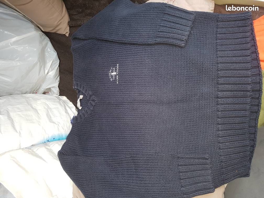 Pull garçon 8 ans (image 1)