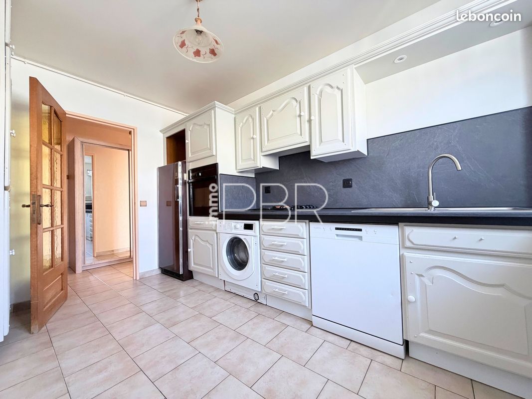 Appartement 4 pièces 76 m² · à Reims · 76 m² · 940 €/mois