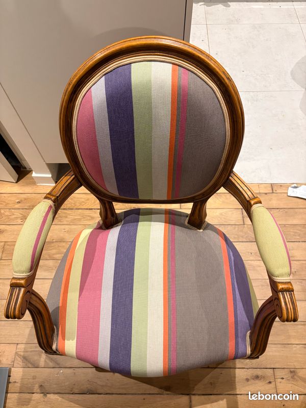 Chaise (image 1)