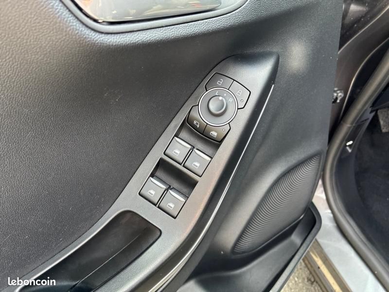 Ford Puma 1.0 Flexifuel 125ch S&S mHEV Titanium (image 12)