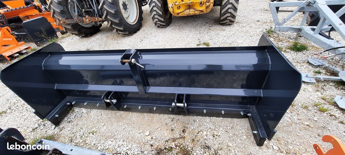 Racleur à lisier poussant tirant (image 5)