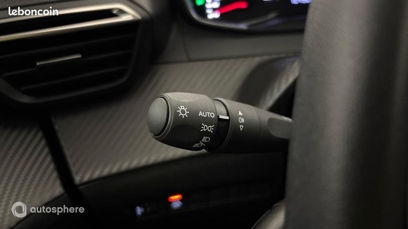Peugeot 208 1.2 PureTech 75ch S&S Like (image 23)