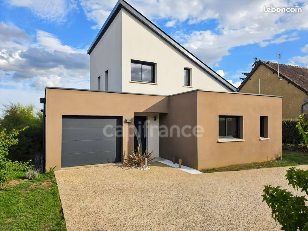 Maison 4 pièces 104 m² · à Savigné-l'Évêque · 104 m² · 259 900 €