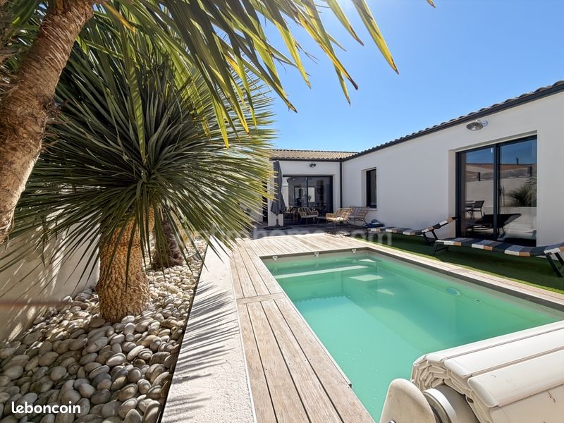 Maison 5 pièces 145 m² · à Ferrières · 145 m² · 440 000 €