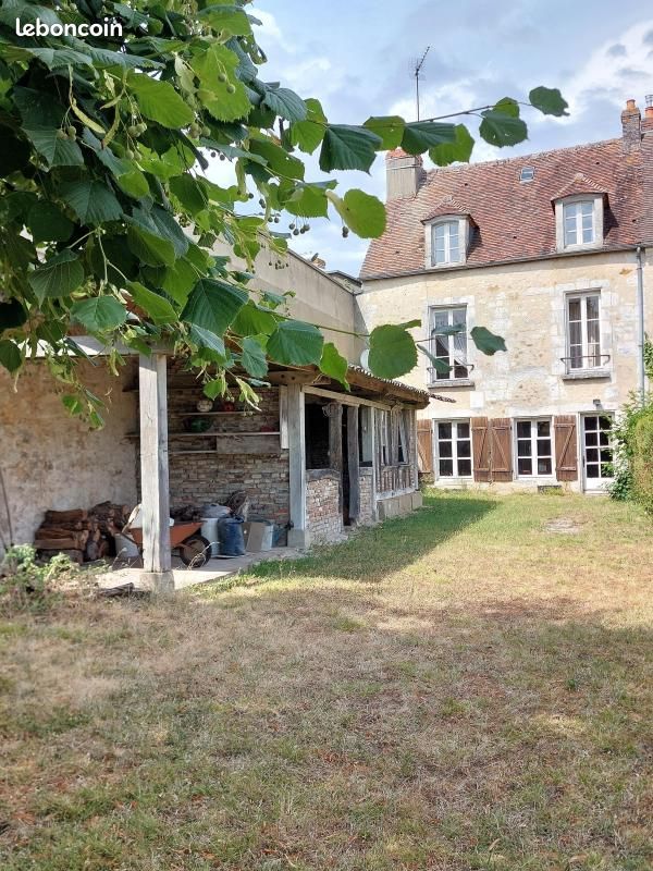 Maison 6 pièces 136 m² · à Mortagne-au-Perche · 136 m² · 182 000 €