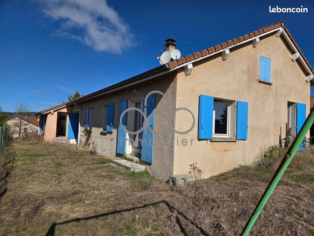 Maison 5 pièces 175 m² · à Chaspinhac · 175 m² · 190 000 €