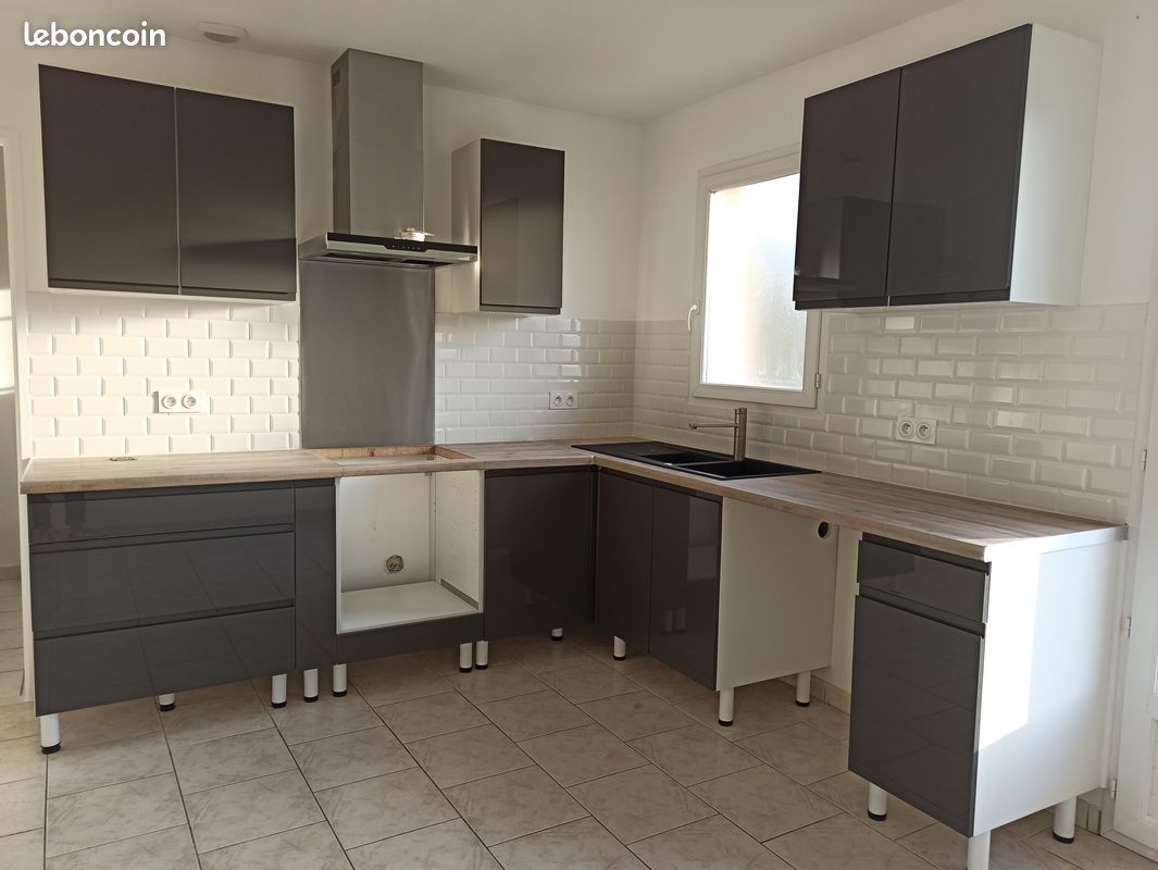 Maison 4 pièces 100 m² · à Sainte-Livrade-sur-Lot · 100 m² · 850 €/mois