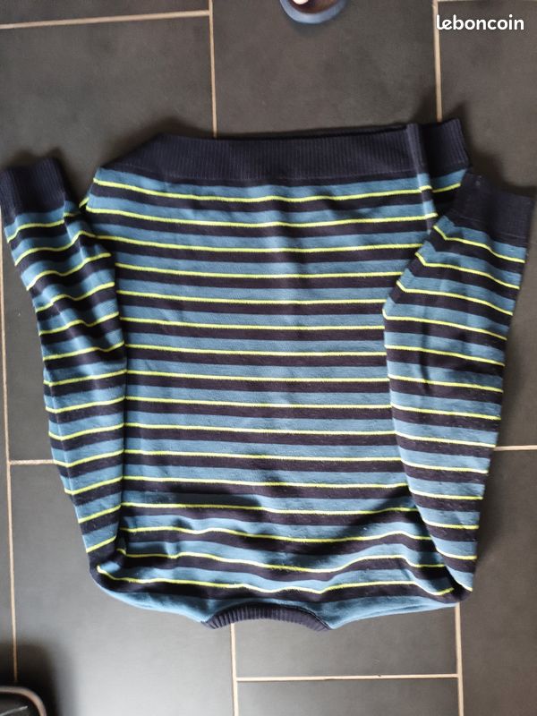 Pull Lacoste taille 7 L (image 5)