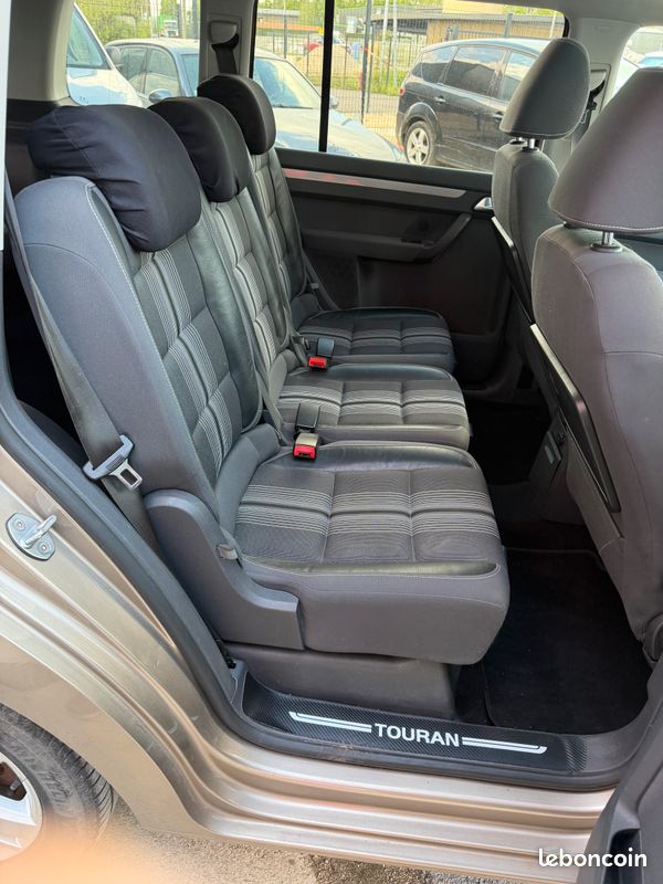 Volkswagen touran i phase 3 match 1.6 tdi 105 cv (image 7)