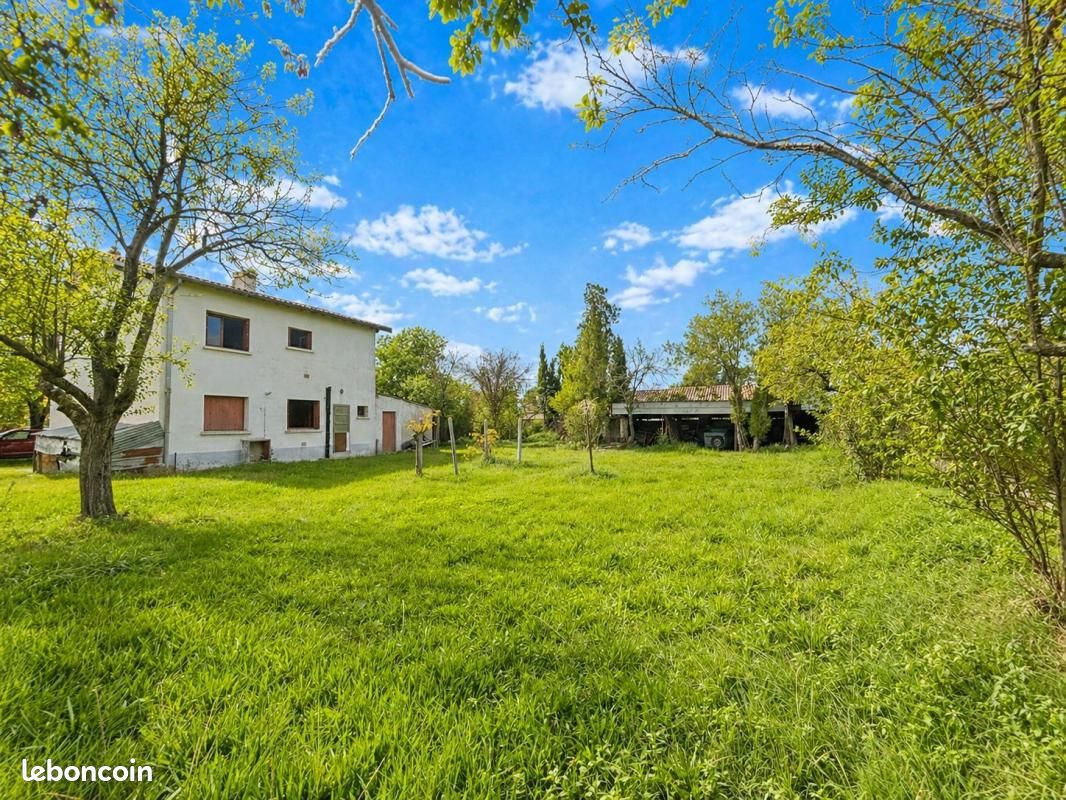 Maison 5 pièces 100 m² · à Villate · 100 m² · 210 000 €