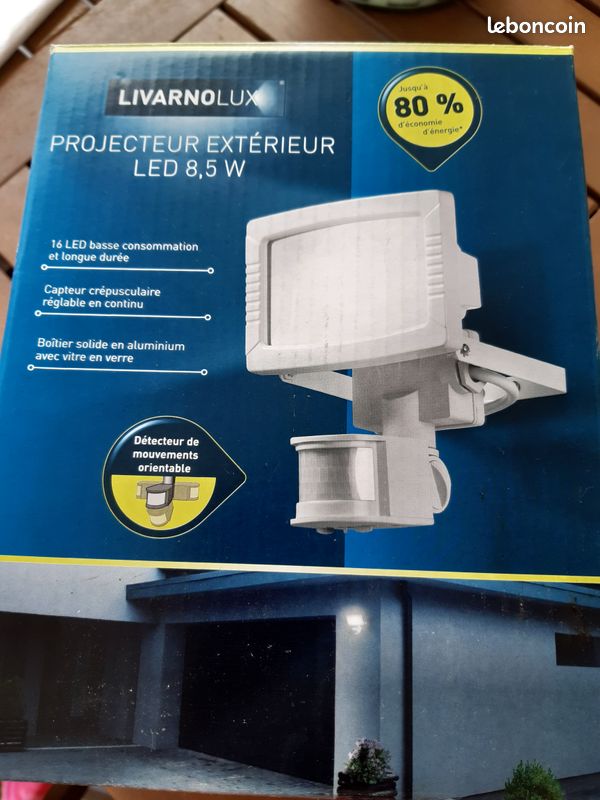 Projecteur extérieur LED (image 3)