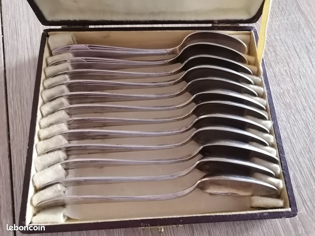 12 cuillères moka / café APOLLO modèle EMPIRE métal argenté doré