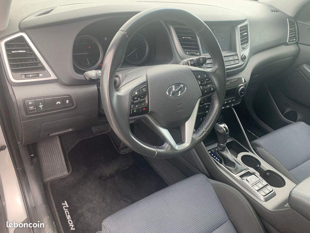 Hyundai Tucson 141 chevaux | Creative | Caméra de recul | Attelage | Roue de secours (image 10)