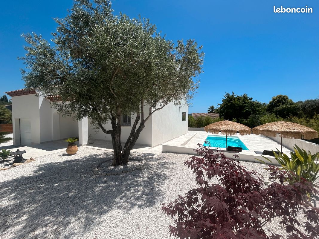 Maison 4 pièces 130 m² · à Sanary-sur-Mer · 130 m² · 895 000 €