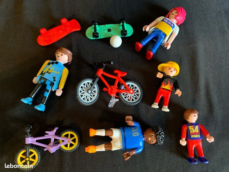 Playmobil 4764 Kinder mit Spielgeräten Velo, Skateboard (Gebraucht) in