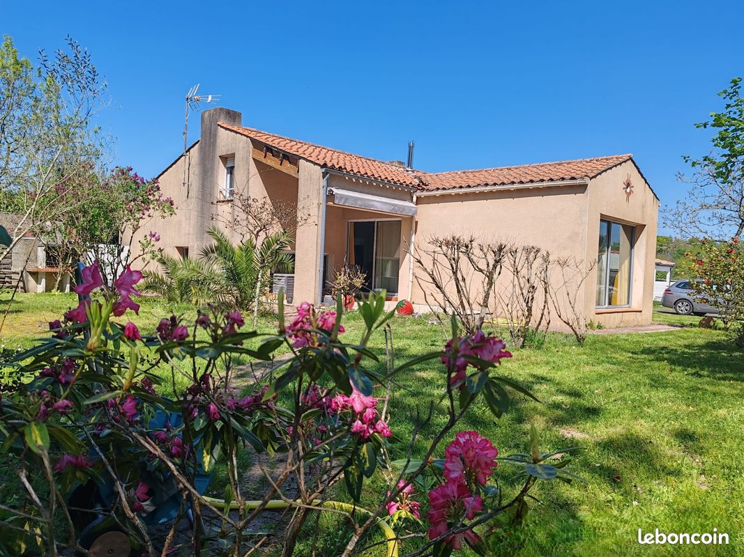 Maison 6 pièces 142 m² · à Challans · 142 m² · 263 790 €