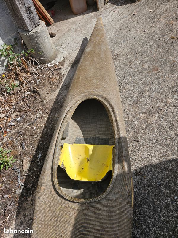 Kayak en carbone (image 2)