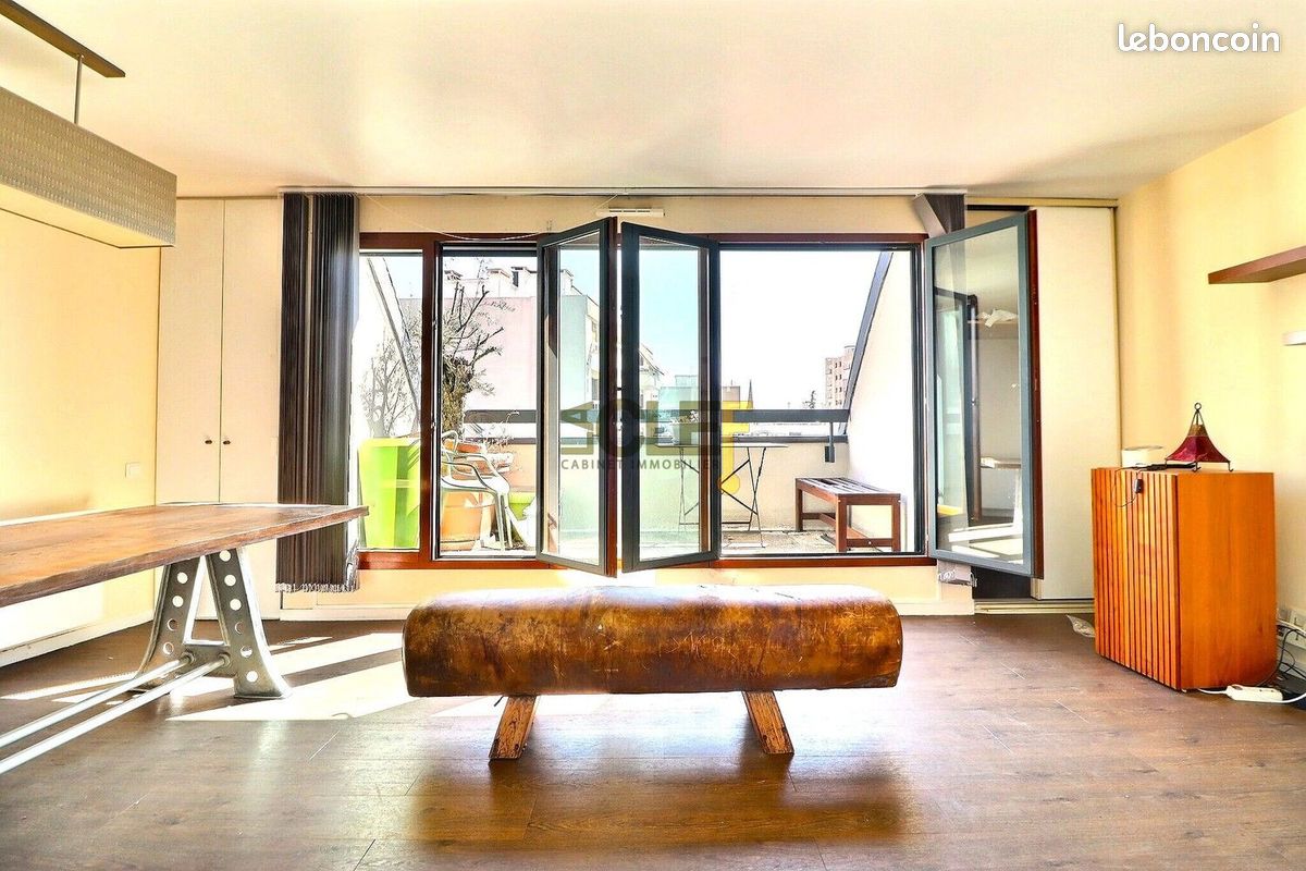 Appartement 2 pièces 48 m² · à Paris · 48 m² · 450 000 €