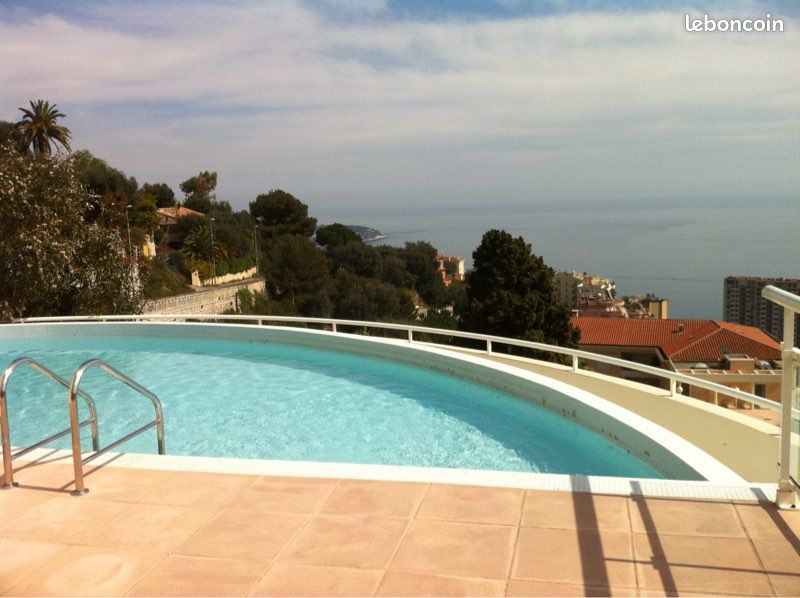 Appartement 1 pièce 30 m² · à Beausoleil · 30 m² · 880 €/mois