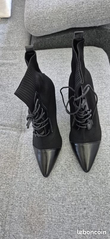 Vends bottines noires tissu élastique et simili cuir Chaussures