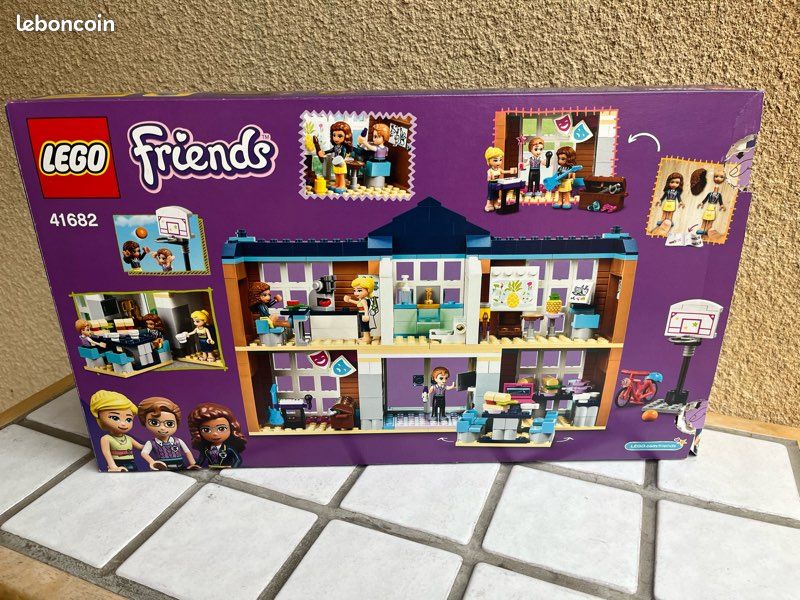 Lego Friends L’Ecole d’Hearthlake City avec boîte (image 5)