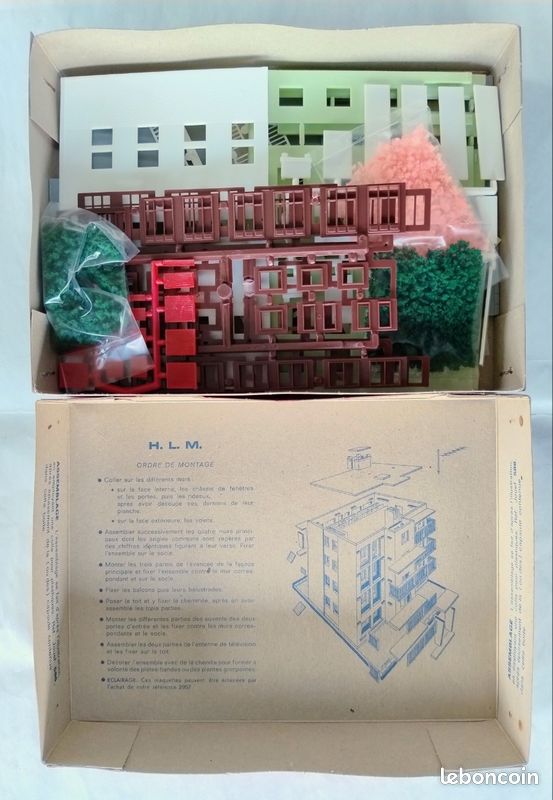 Maquette neuve 1 : immeuble moderne, Jouef, Ho, 1/87 - Modélisme